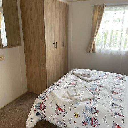 Parkdean Static Caravan On Cherry Tree Holiday Park Горад Грэйт Ярмут Екстериор снимка